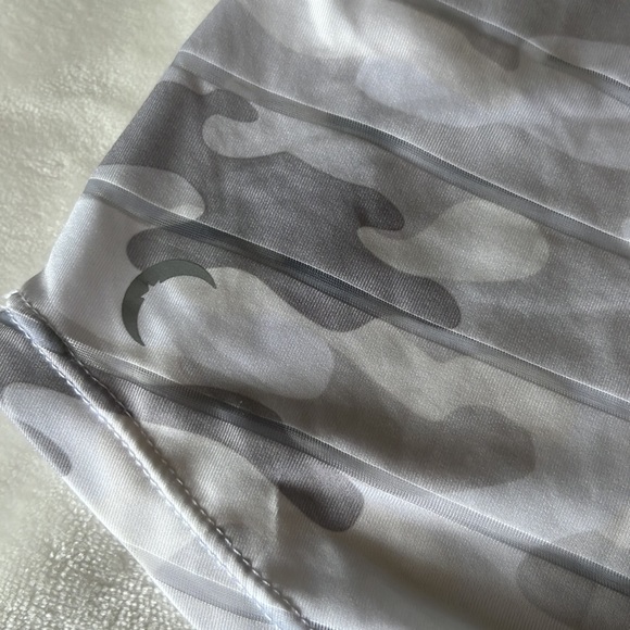 Zyia active sheer stripe tank- white camo - Picture 3 of 5